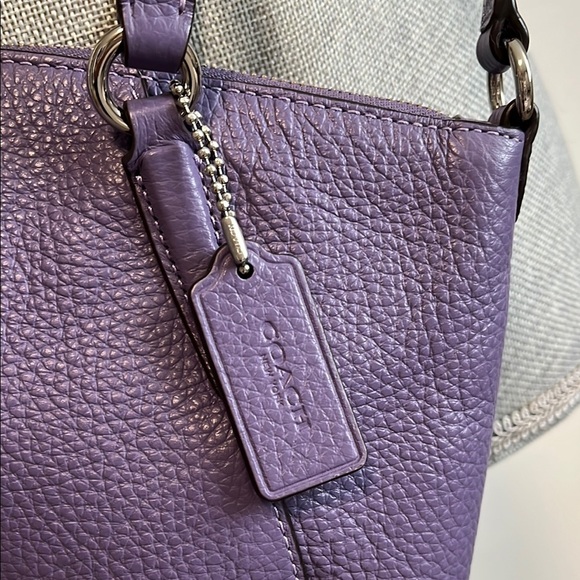 NWOT COACH Pebble Leather Small Kelsey Crossbody Handbag - Picture 3 of 10